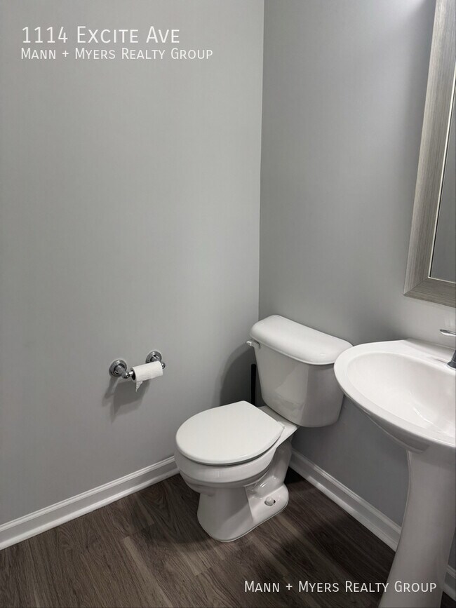 Building Photo - 1114 Excite Ave