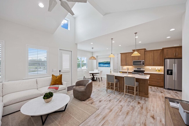 Building Photo - 7018 Saona CT