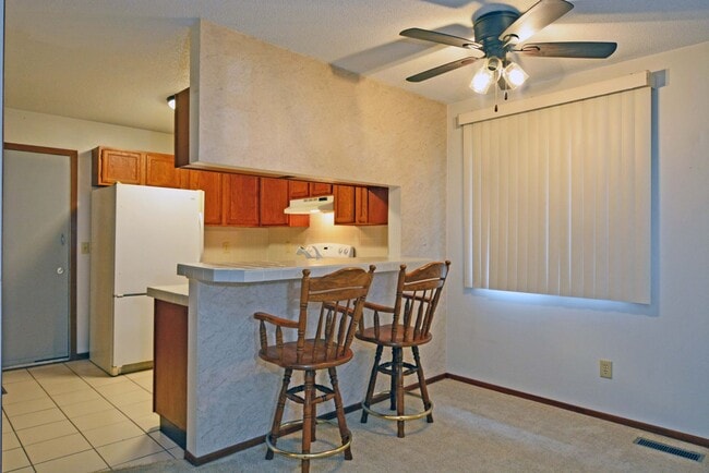 Building Photo - Beautiful 2-Bed 1-Bath Home Available in O...