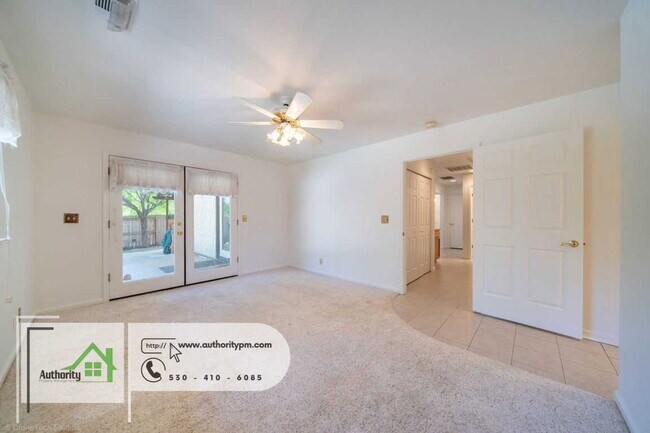 Building Photo - 2832 Howard Dr