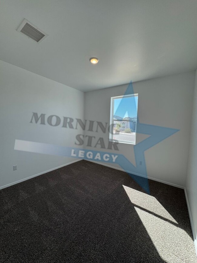 Building Photo - 3 New Construction - Move in Ready!