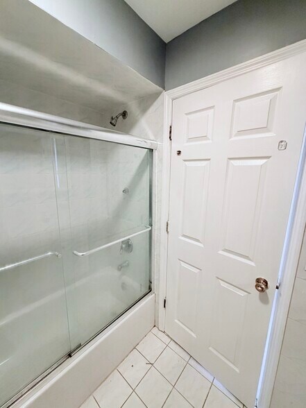 Building Photo - 181 Camden St