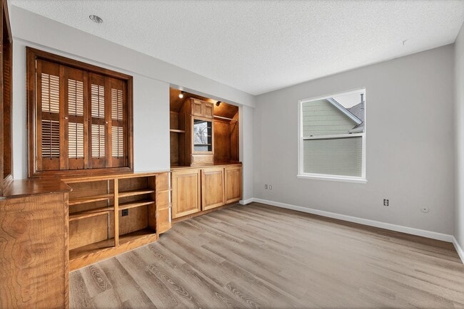 Building Photo - Beautiful Home Near Standley Lake, With Freshly updates.