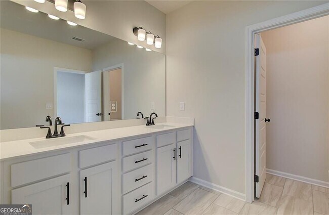 Building Photo - 4553 Cypress Landing Wy