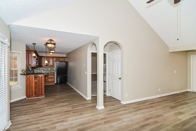 Building Photo - 125 Cartwright Pkwy