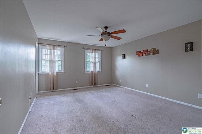 Building Photo - 4531 N Hedgerow Dr