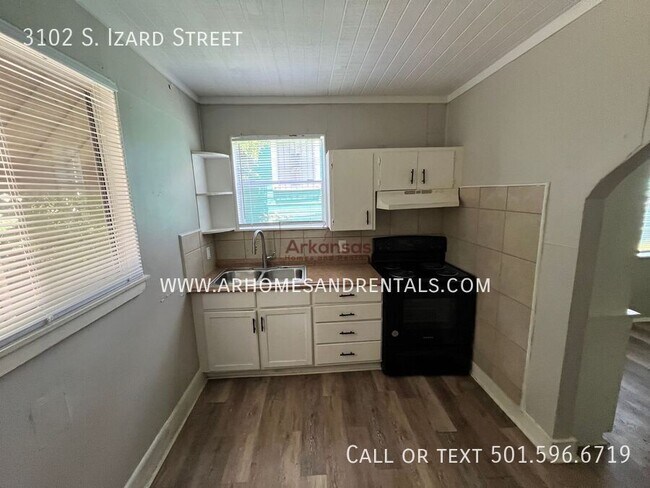 Building Photo - 3102 S Izard St