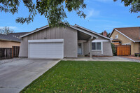 Building Photo - 4bd/2ba Home in South San Jose – Available...