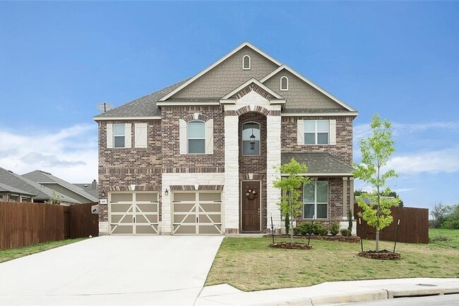 Building Photo - 105 Golden Bear Dr