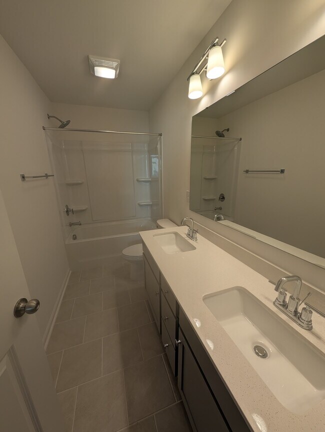Building Photo - NEW CONSTRUCTION 3BD/2.5 Home in Stonebrid...