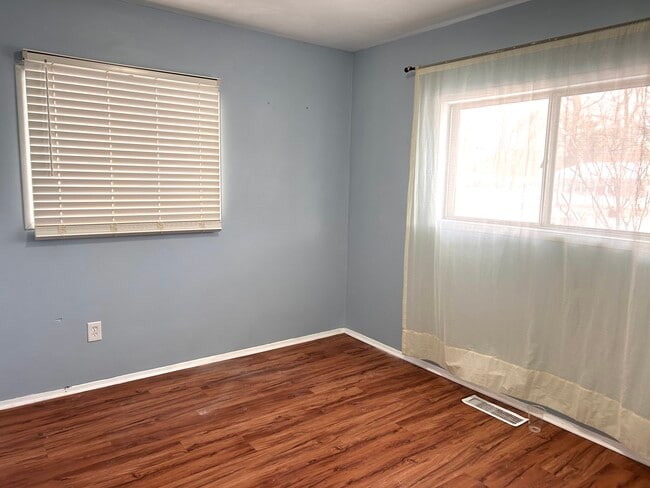 Building Photo - 4462 Lockwood Blvd