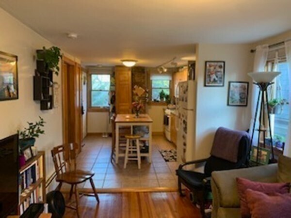 Building Photo - 54 Kelly Rd