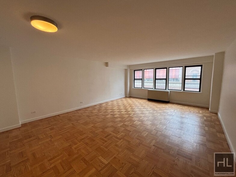 Building Photo - EAST 63 STREET