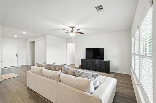 Building Photo - 135 Exploration Wy