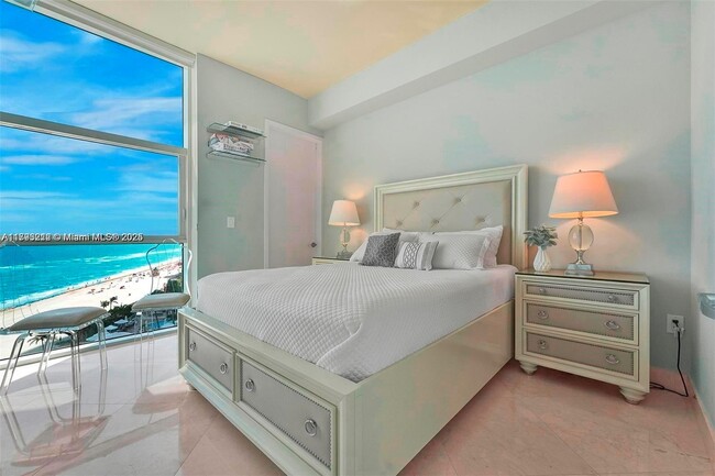 Building Photo - 18101 Collins Ave