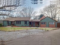 Building Photo - 1711 Golf St
