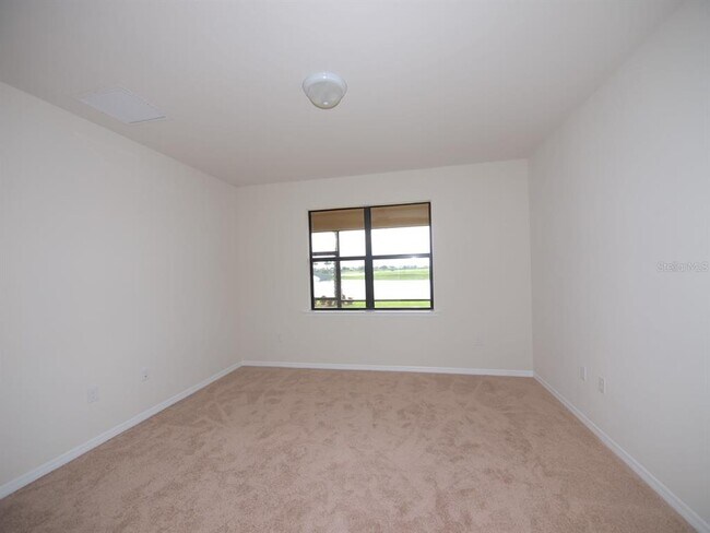 Building Photo - 19224 Isadora St