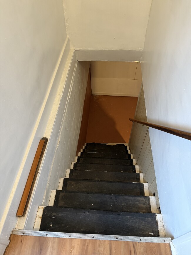 Basement Stairs - 18939 Meier St