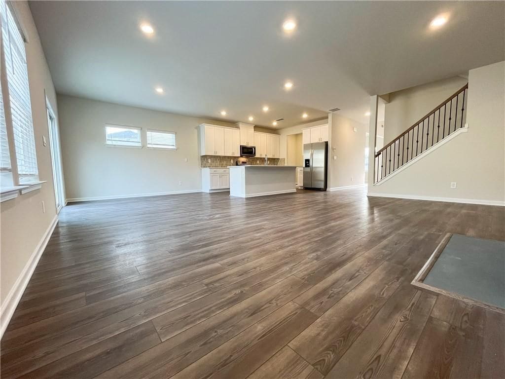 Building Photo - 6003 Hickory Crk Ct