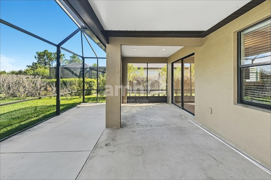 Building Photo - 5562 107th Terrace E
