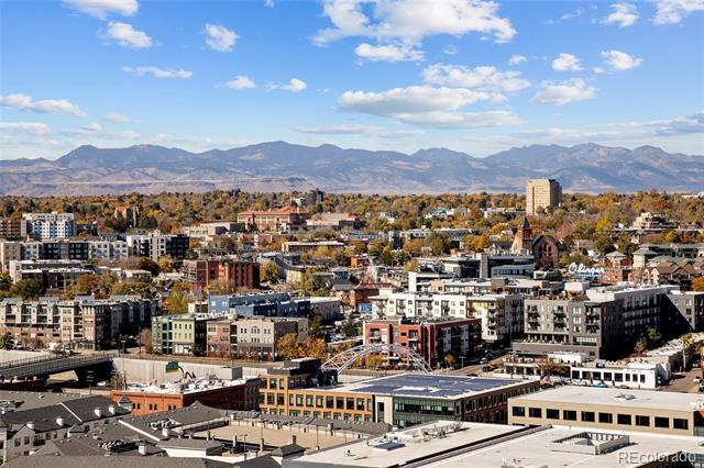 Building Photo - 1700 Bassett St