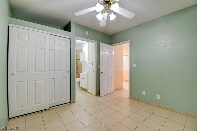 Building Photo - 8316 Vantare Ct