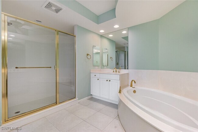 Building Photo - 455 Cove Tower Dr