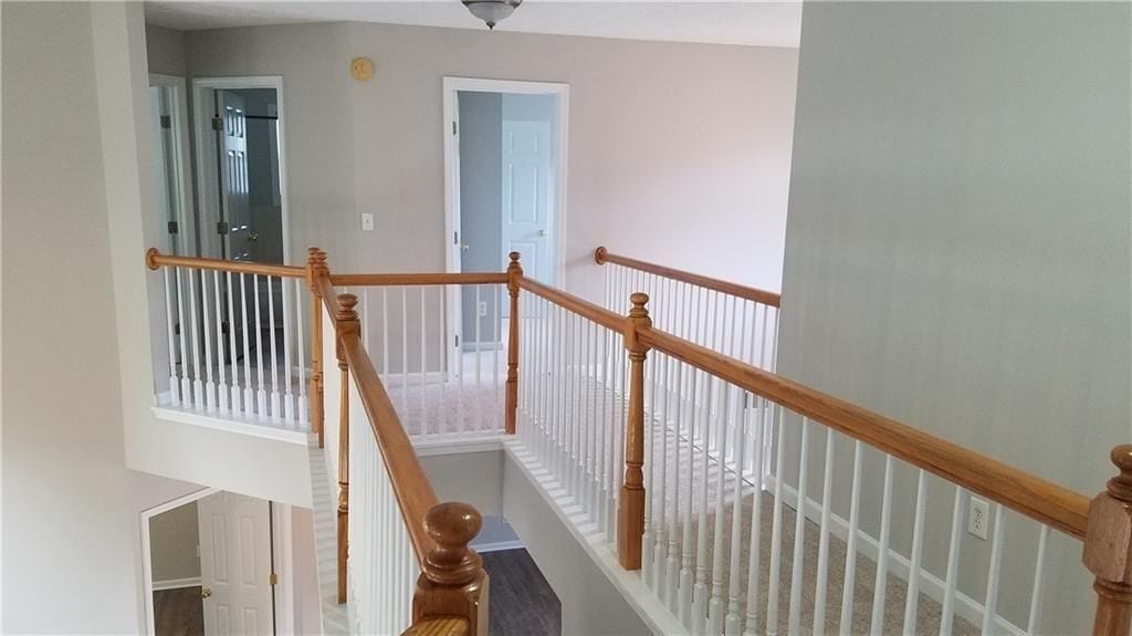 Building Photo - 3652 Roxfield Dr NE