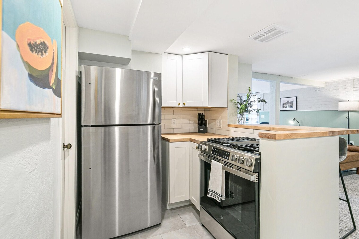 Building Photo - 2619 E 12th Ave