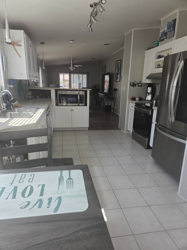 Building Photo - 36102 Citrus Blvd