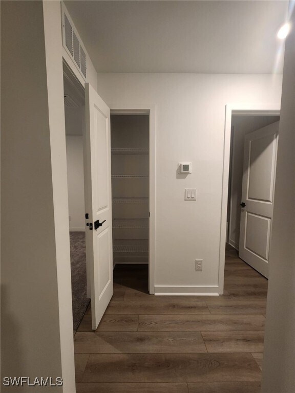 Building Photo - 868 Winwood Cir