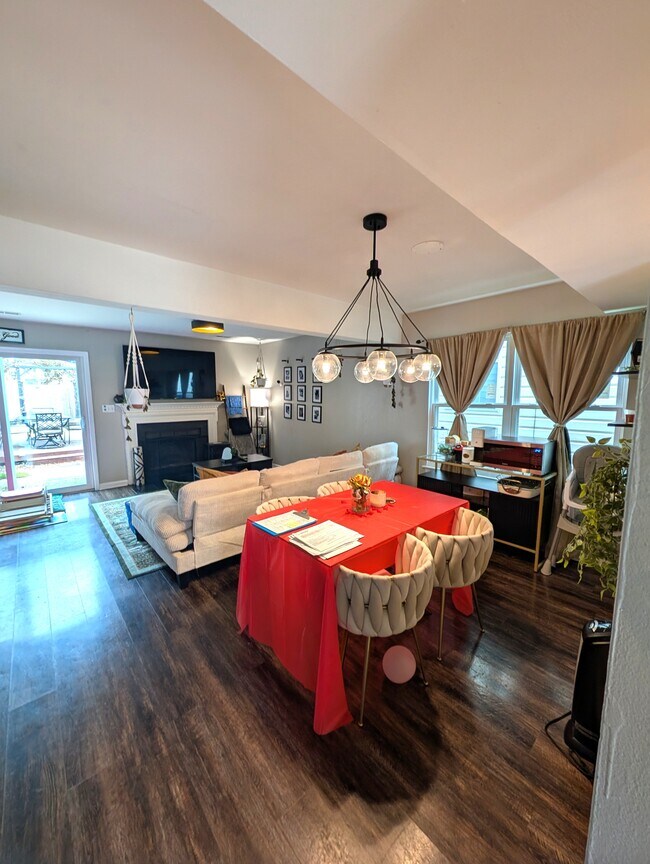 Building Photo - 52 Buxton Ave