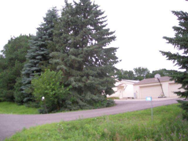 Building Photo - 8700 E 10th St