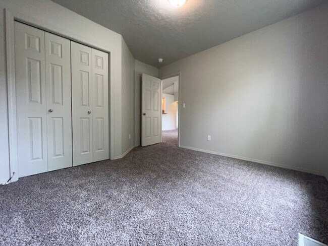 Building Photo - Beautiful single level home in Meridian with Community Pool!!