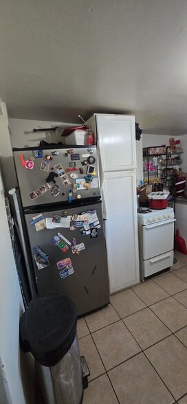 Building Photo - 185 W Westward Ave