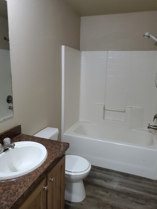 Building Photo - 86435 Franklin Blvd