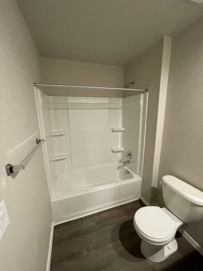 Building Photo - School Year Savings | $250 Amazon Gift Card + Spacious 4-Bed, 2.5-Bath Home with Loft & Fenced Ba...