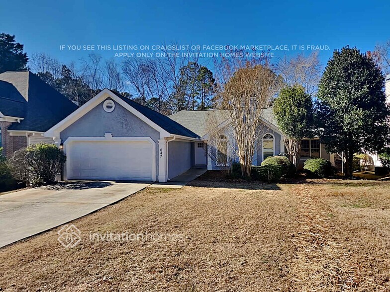 Primary Photo - 647 Overlook Wood Way NW