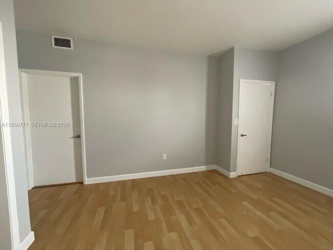 Building Photo - 1360 Collins Ave