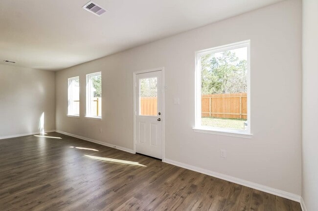 Building Photo - 8206 Sunberry Shadow Dr