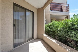 Building Photo - Charming 1-Bedroom in Central Scottsdale