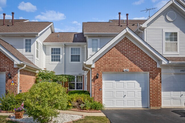 Primary Photo - 1483 Ashbury Ln W