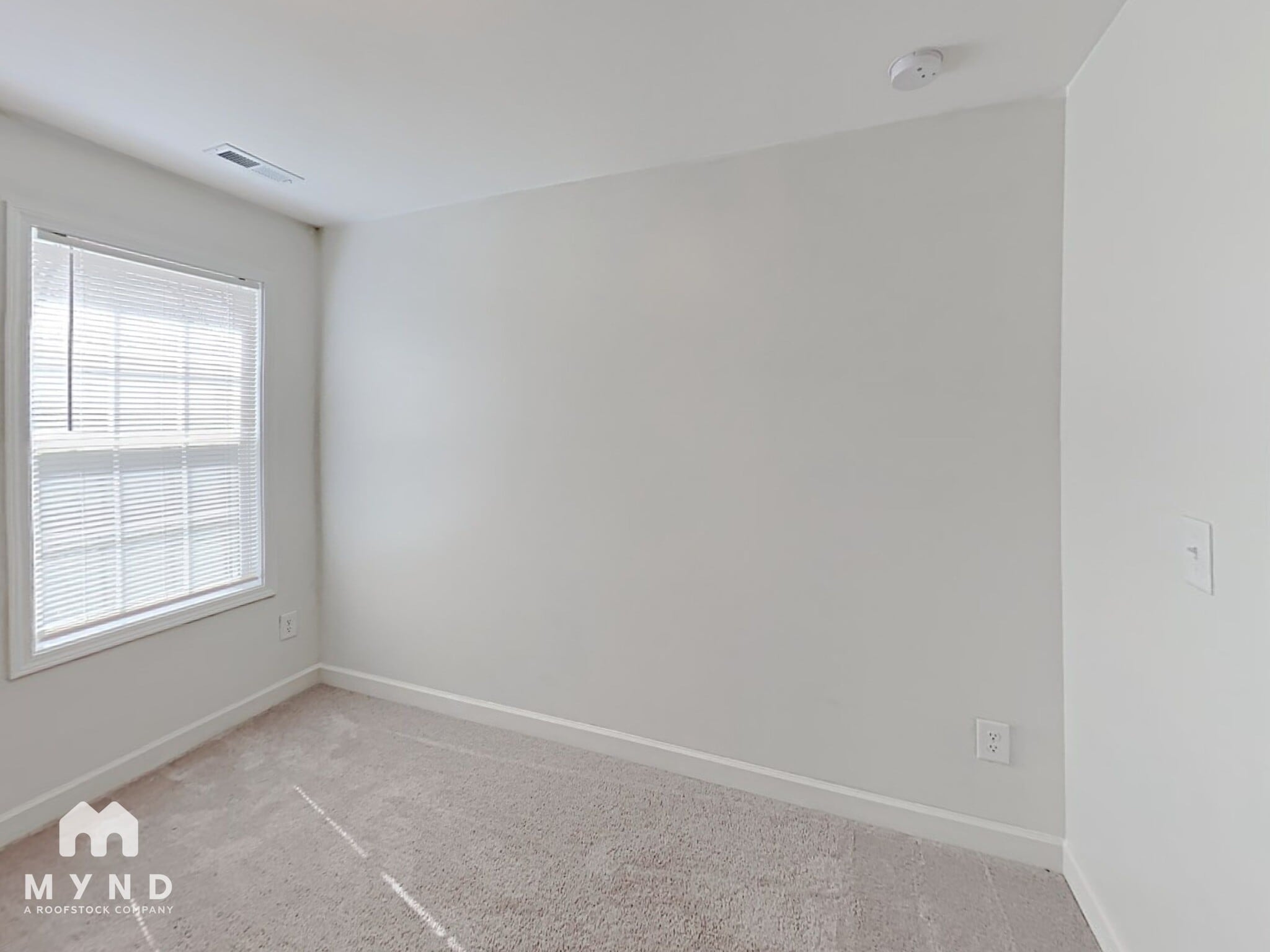 Building Photo - 331 Kimball St