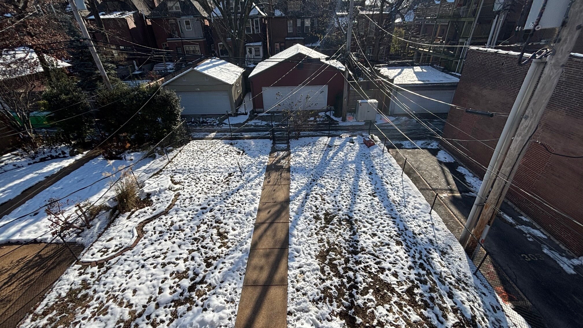 Building Photo - 3550 Magnolia Ave