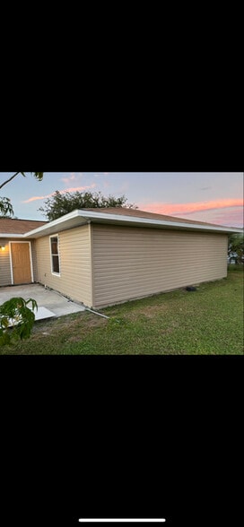 Building Photo - 3758 Minnesota Dr