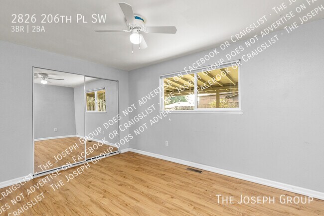 Building Photo - 2826 206th Pl SW