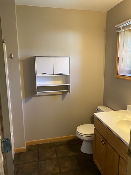 Bathroom - 711 Washington St