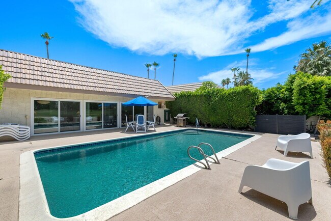 Building Photo - 38941 Kilimanjaro Dr