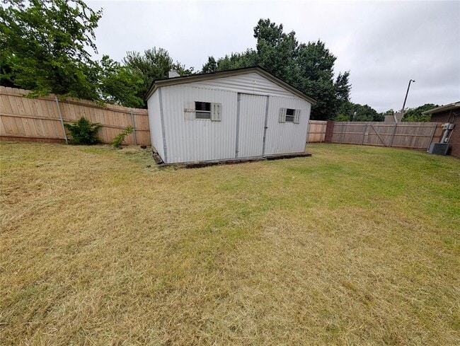 Building Photo - 12925 Carrie Ct