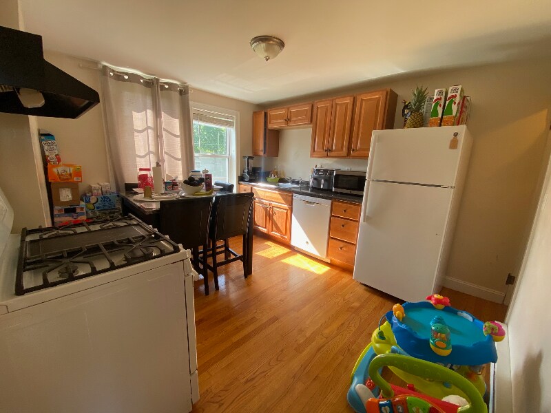 Building Photo - 18 Congress Pl